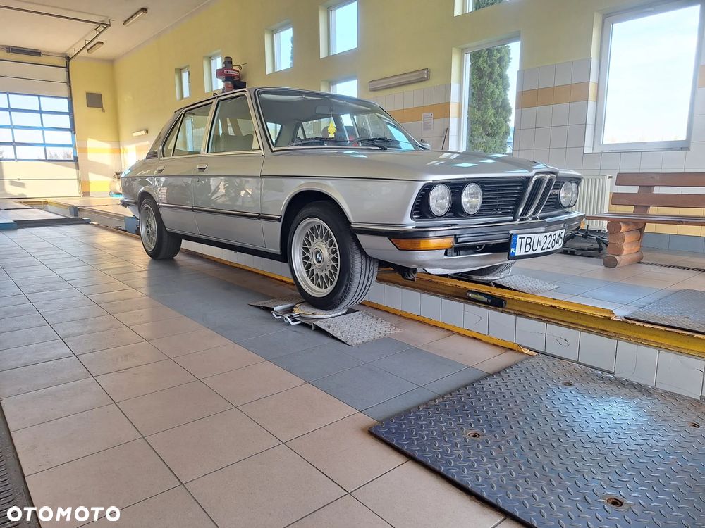 BMW Seria 5 - 10