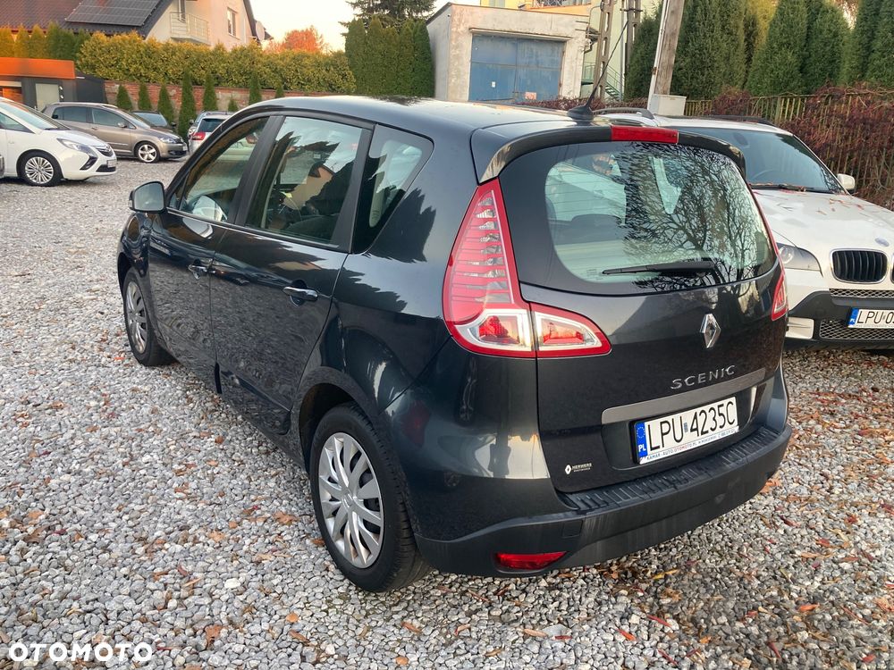 Renault Scenic 1.6 16V 110 Authentique - 5