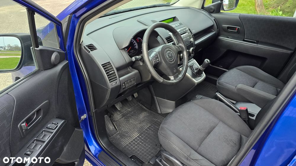 Mazda 5 - 9