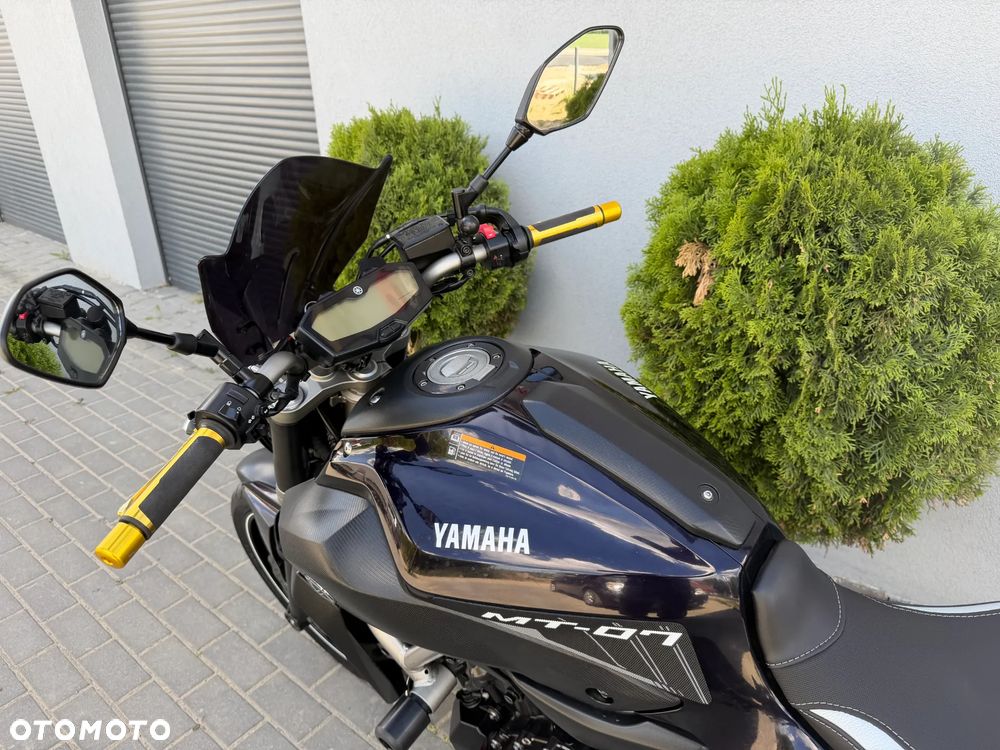 Yamaha MT - 37