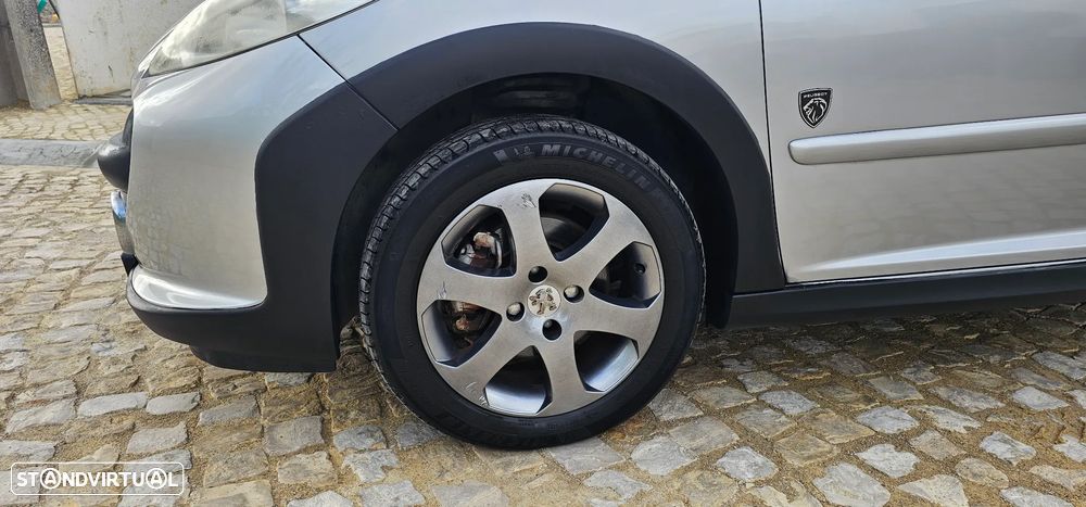 Peugeot 207 SW 1.6 HDi Outdoor - 10