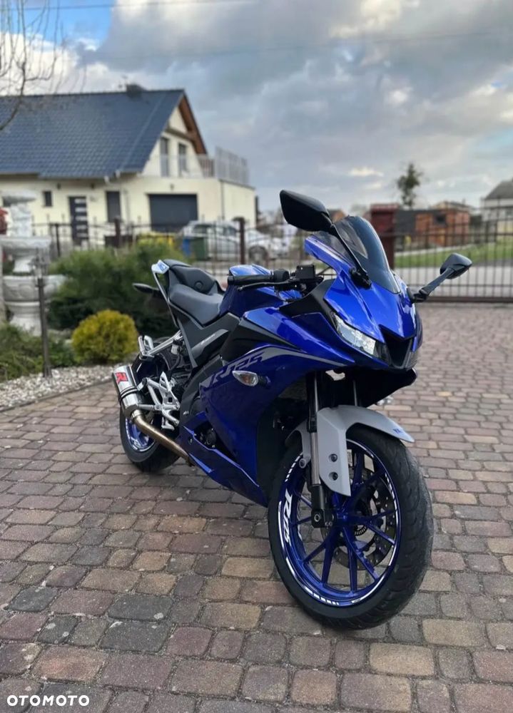 Yamaha YZF - 7