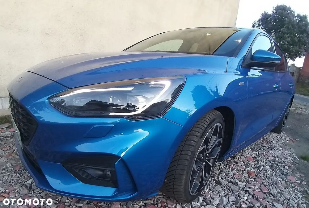 Ford Focus 1.0 EcoBoost Start-Stopp-System ST-LINE DESIGN - 18