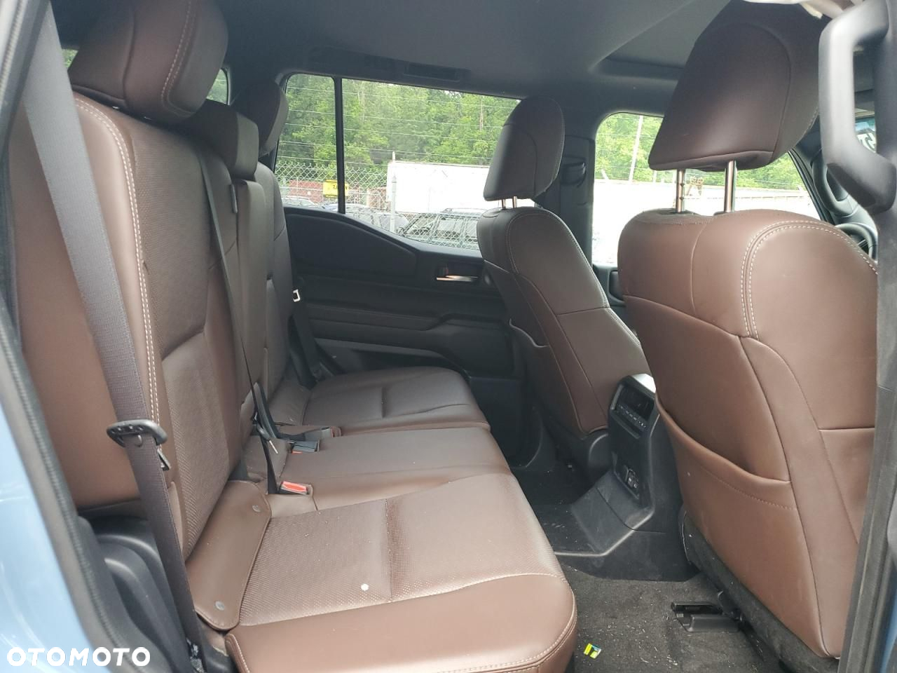 Toyota Land Cruiser - 10