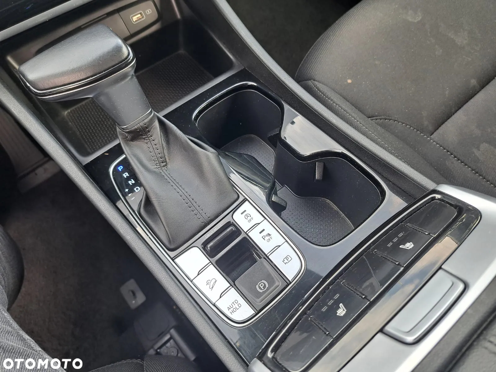 Hyundai Tucson 1.6 CRDi 48V-Hybrid 2WD DCT Trend - 13
