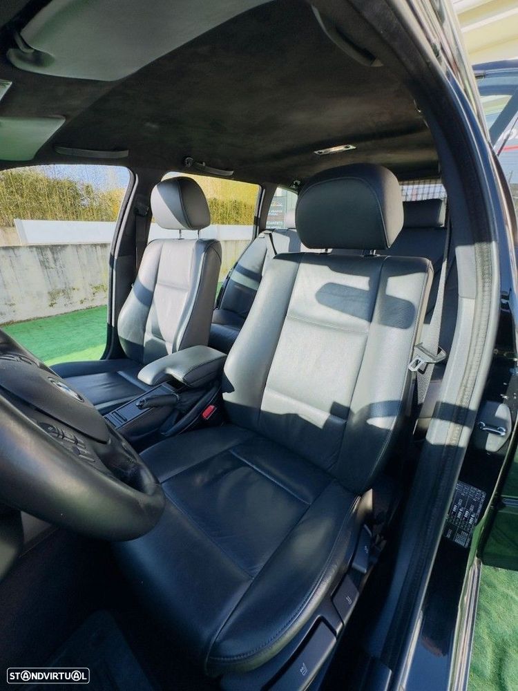 BMW 320 dA Sport - 16