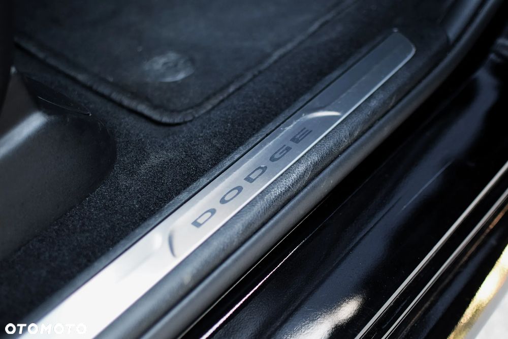 Dodge Durango - 35