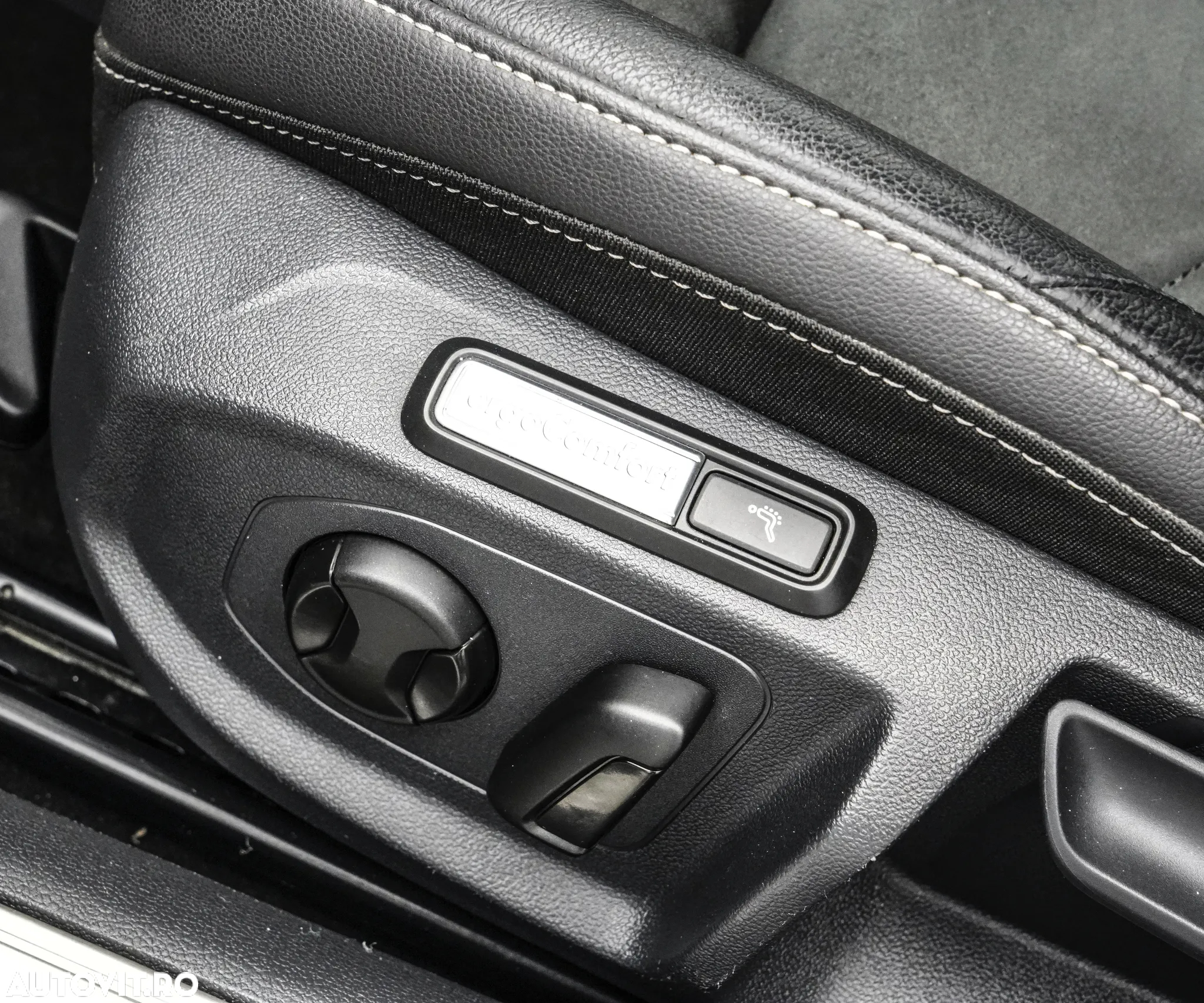 Volkswagen ARTEON 2.0 TDI 4Motion DSG R-Line - 26
