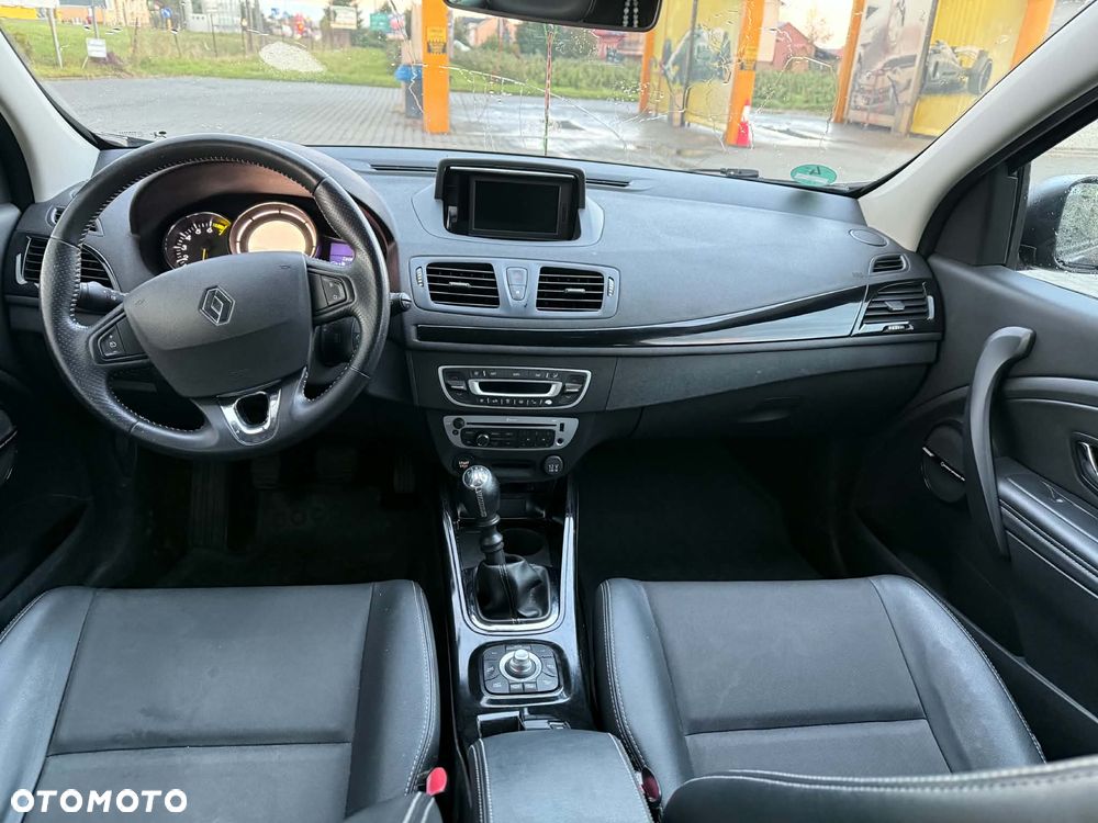 Renault Megane ENERGY TCe 115 Start & Stop Bose Edition - 6