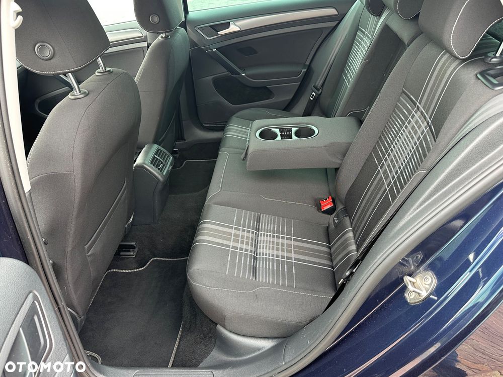 Volkswagen Golf 1.6 TDI BlueMotion Technology Lounge - 8