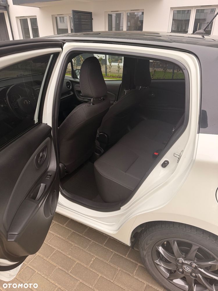 Toyota Yaris 1.5 Selection CVT - 12