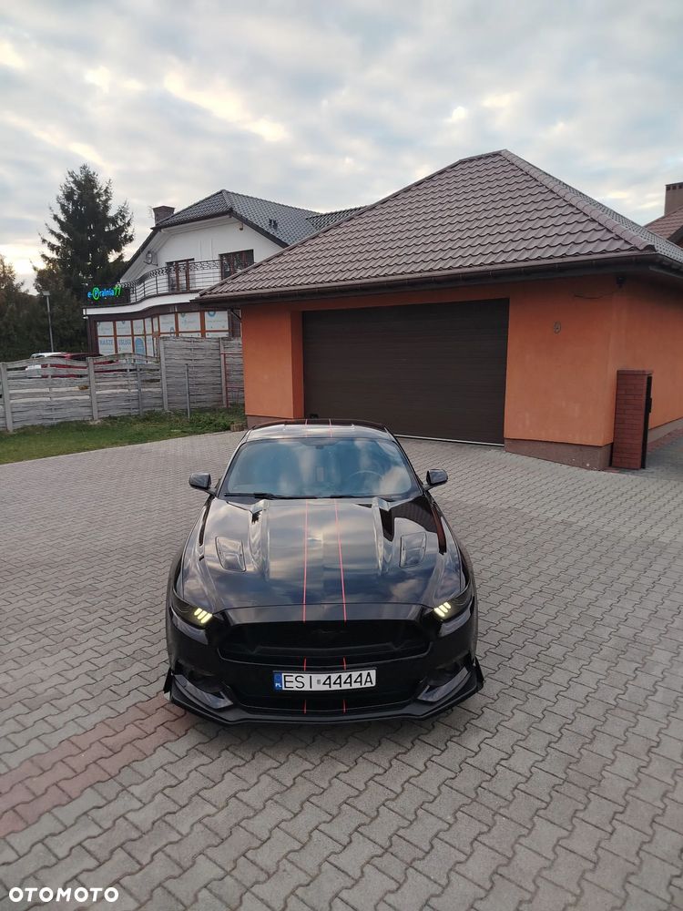 Ford Mustang 5.0 V8 GT - 3
