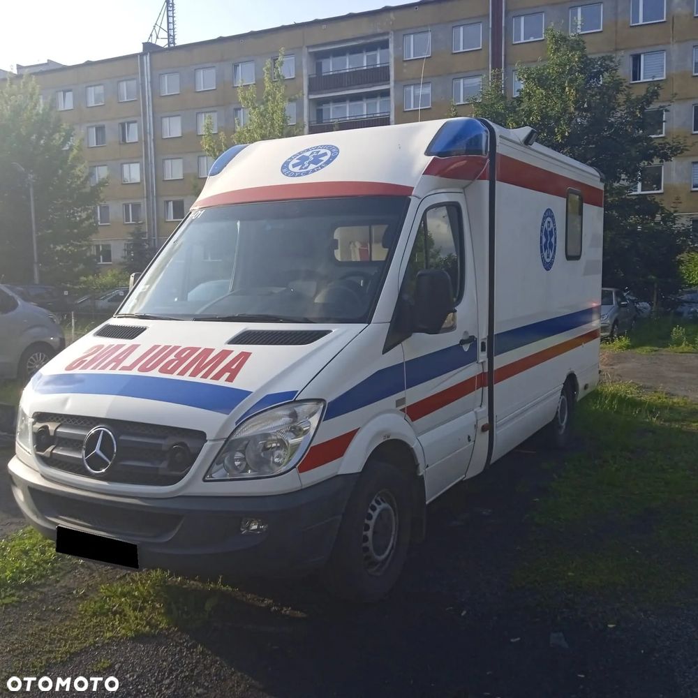 Mercedes-Benz Sprinter - 9