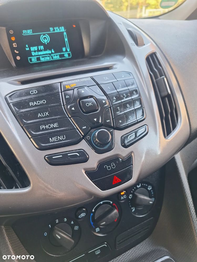 Ford Transit Connect - 11