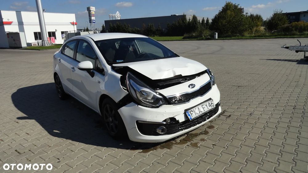 Kia Rio 1.2 L - 2