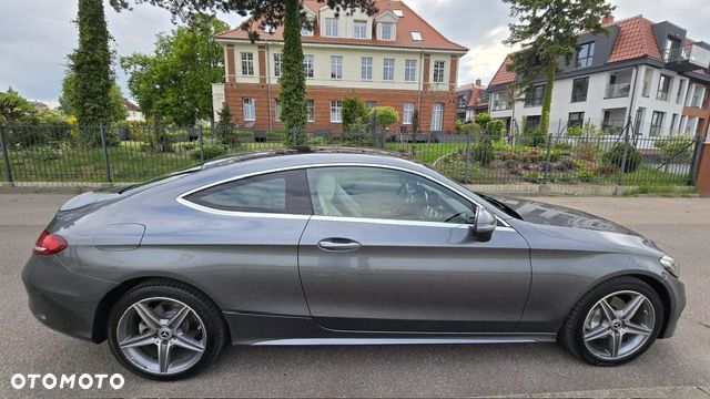 Mercedes-Benz Klasa C 200 4-Matic 9G-TRONIC - 4