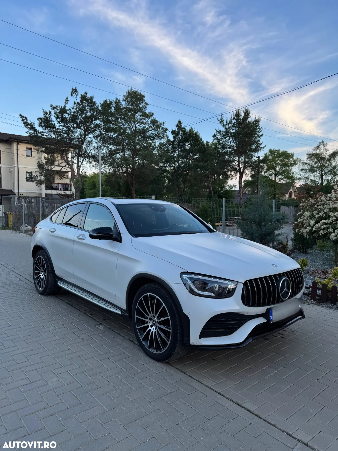 Mercedes-Benz GLC 400 d 4Matic 9G-TRONIC AMG Line - 2