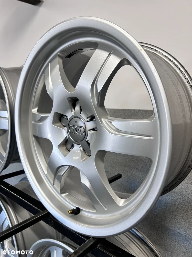 4 FELGI ALU. AUDI A5 8T0 , AUDI A4 B8 17'' 7,5J  ET28 - 7