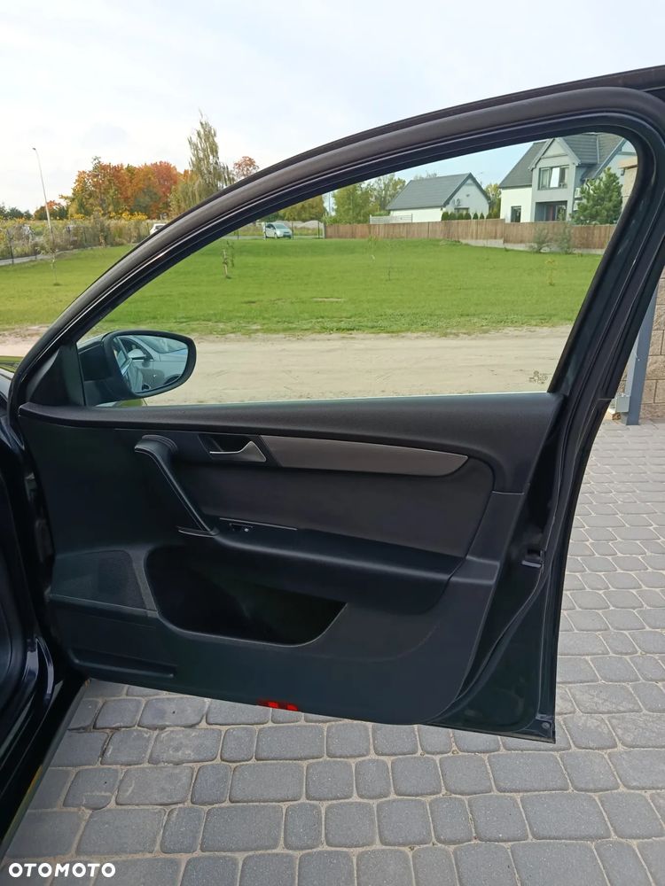 Volkswagen Passat Variant 2.0 TDI 4Motion BlueMotion Technol Comfortline - 25