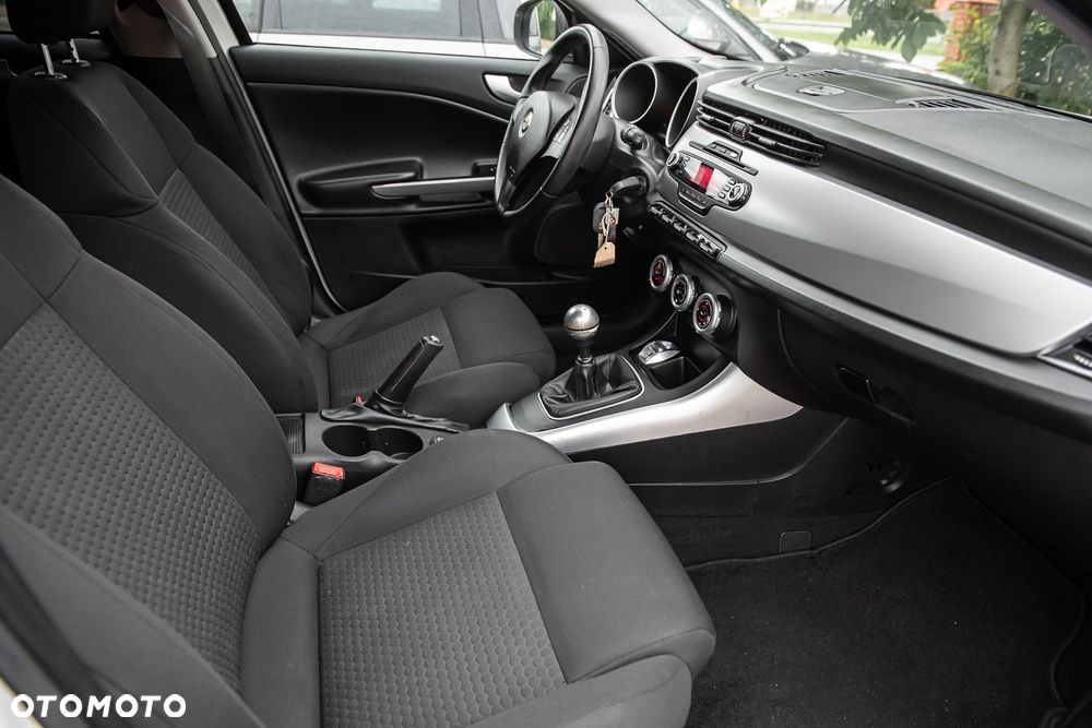 Alfa Romeo Giulietta 1.4 TB 16V Multiair Turismo - 26