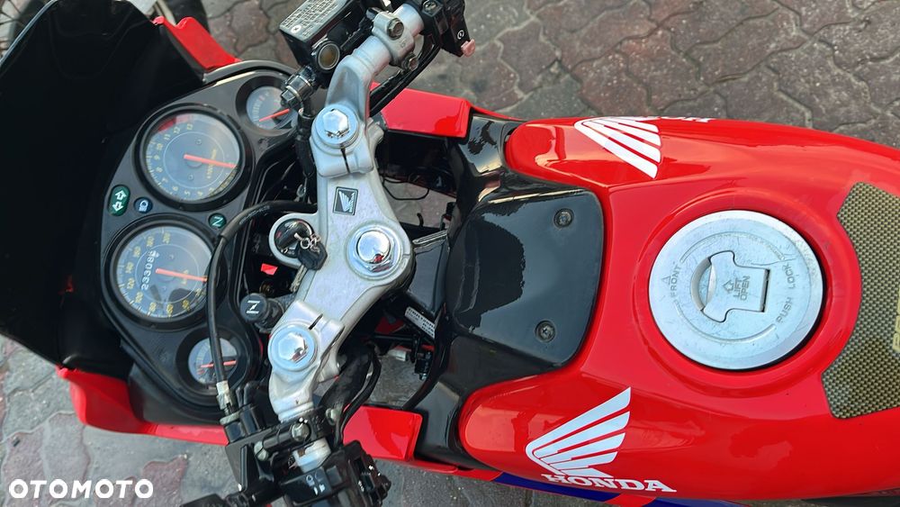 Honda CBR - 5