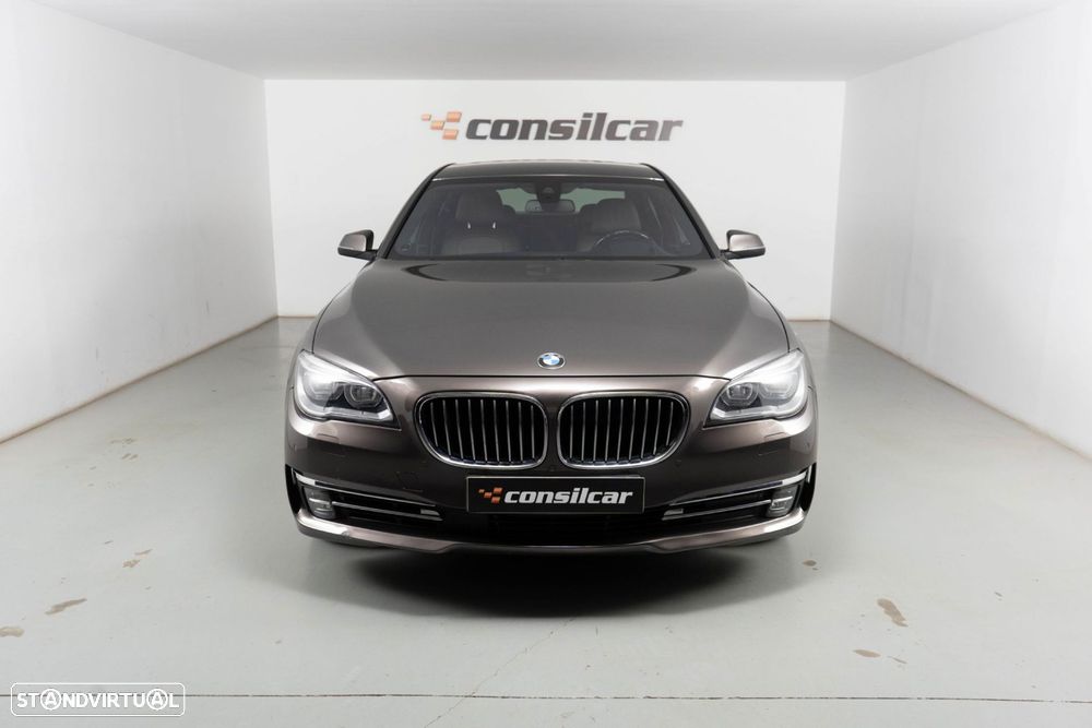 BMW 740 iH Active Hybrid - 3