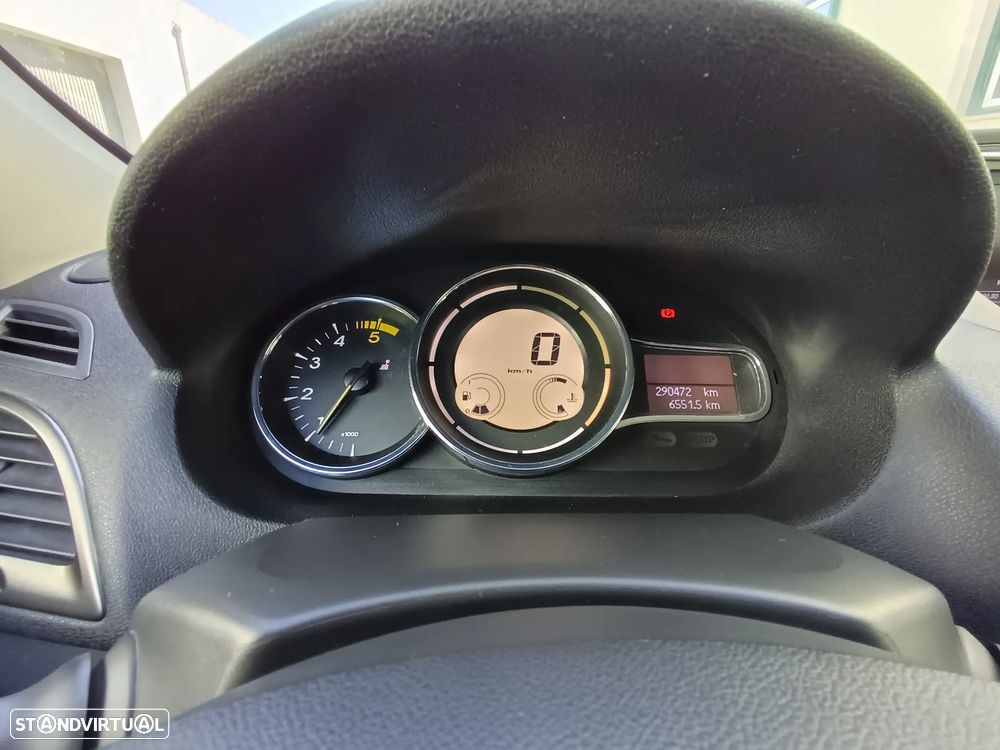 Renault Mégane 1.5 dCi Dynamique - 29