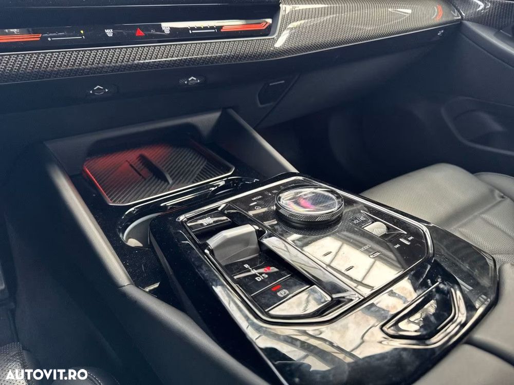 BMW Seria 5 520d xDrive AT MHEV - 11