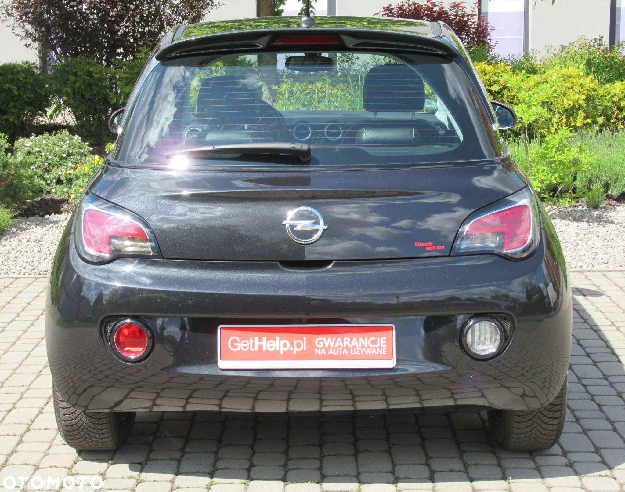 Opel Adam 1.2 Black Jack S&S - 4