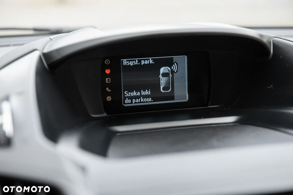 Ford Kuga 1.6 EcoBoost FWD Titanium Plus ASS - 24