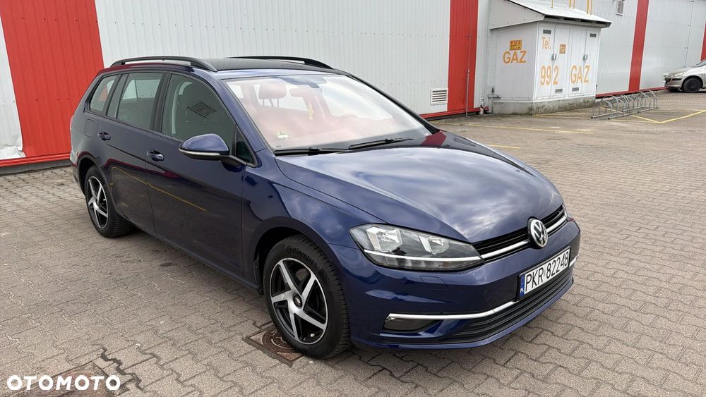Volkswagen Golf 2.0 TDI SCR 4Motion DSG Comfortline - 5