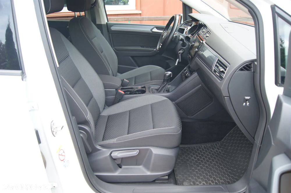 Volkswagen Touran 2.0 TDI SCR DSG ACTIVE - 37
