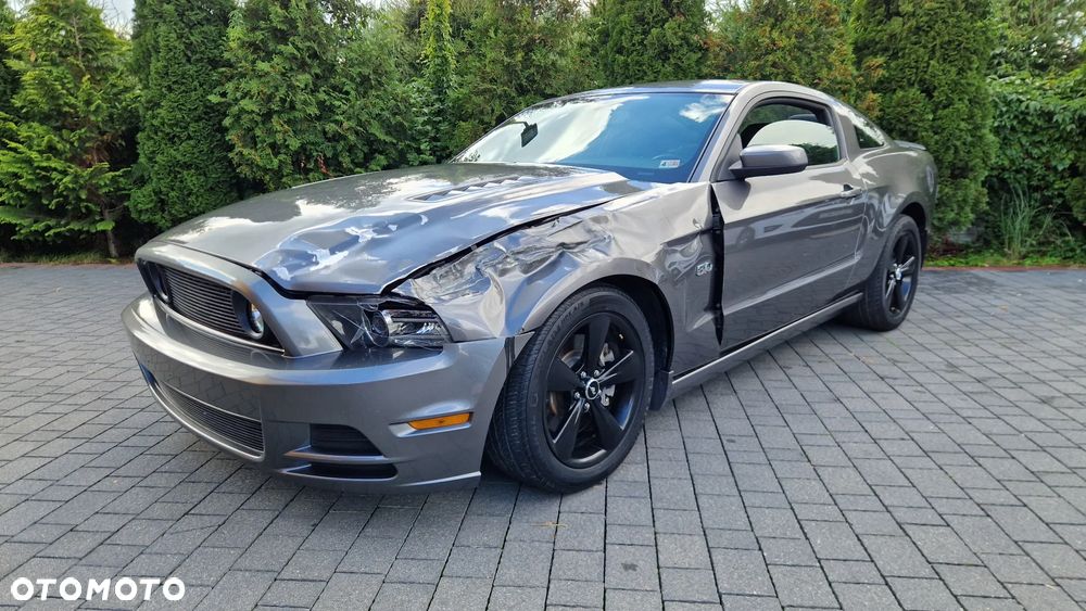 Ford Mustang - 6