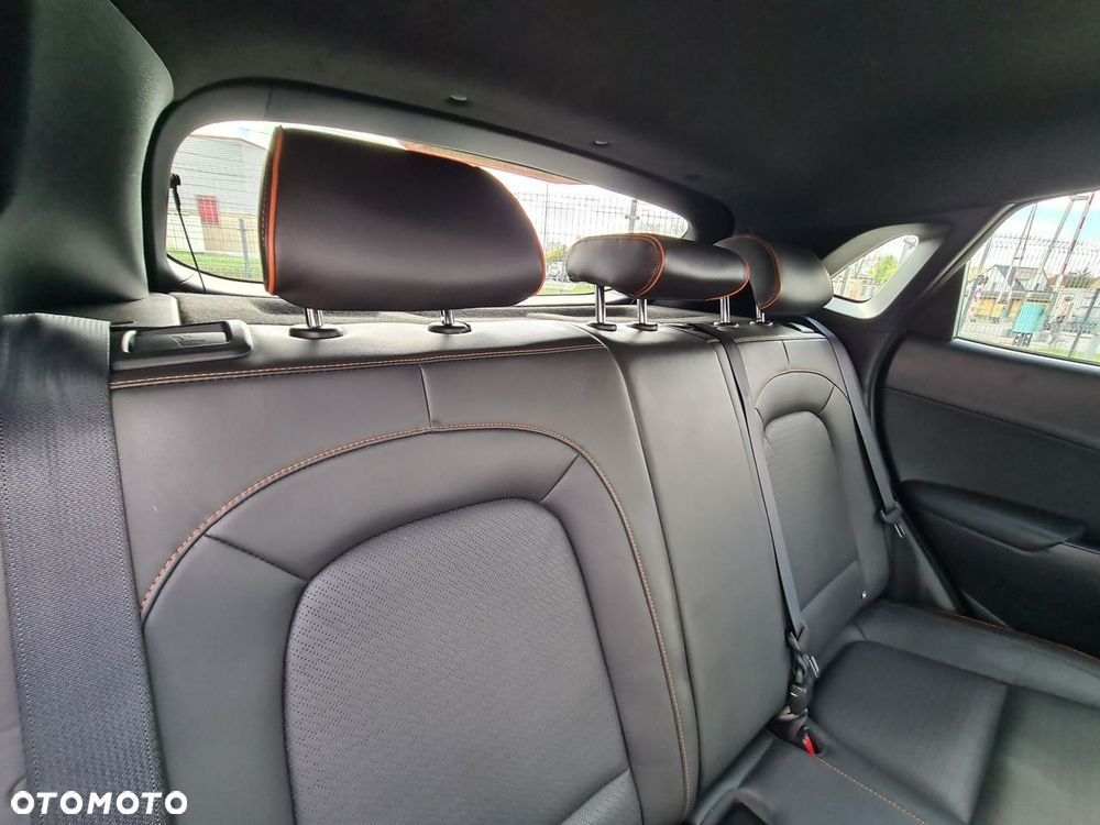Hyundai Kona 1.6 CRDi DCT Premium - 32