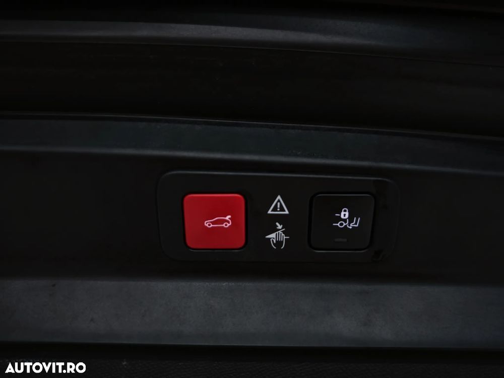 Peugeot 5008 PureTech 130 EAT8 Stop & Start Crossway - 21