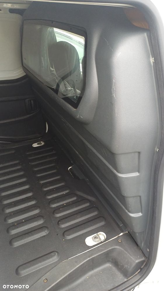 Citroën BERLINGO - 12