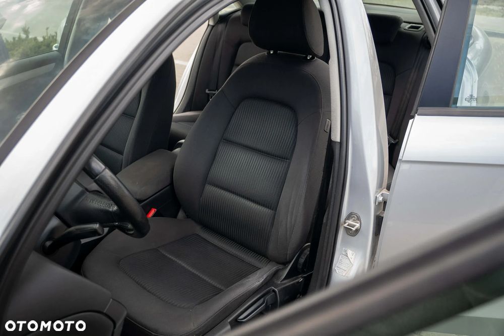 Audi A4 Avant 2.0 TDI Multitronic - 15