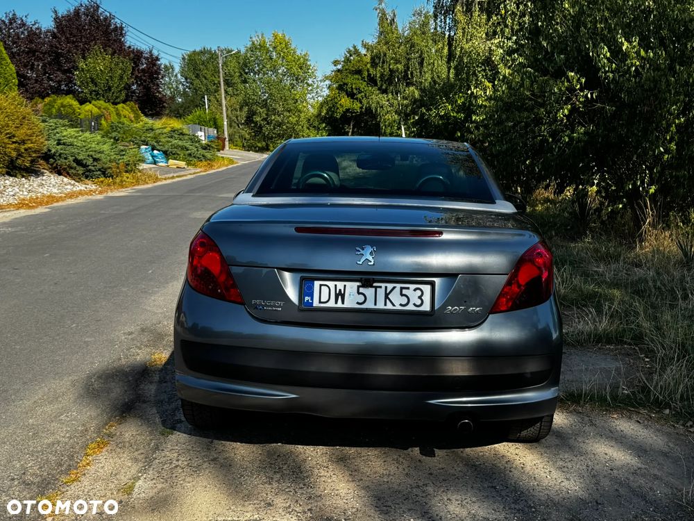 Peugeot 207 CC - 5