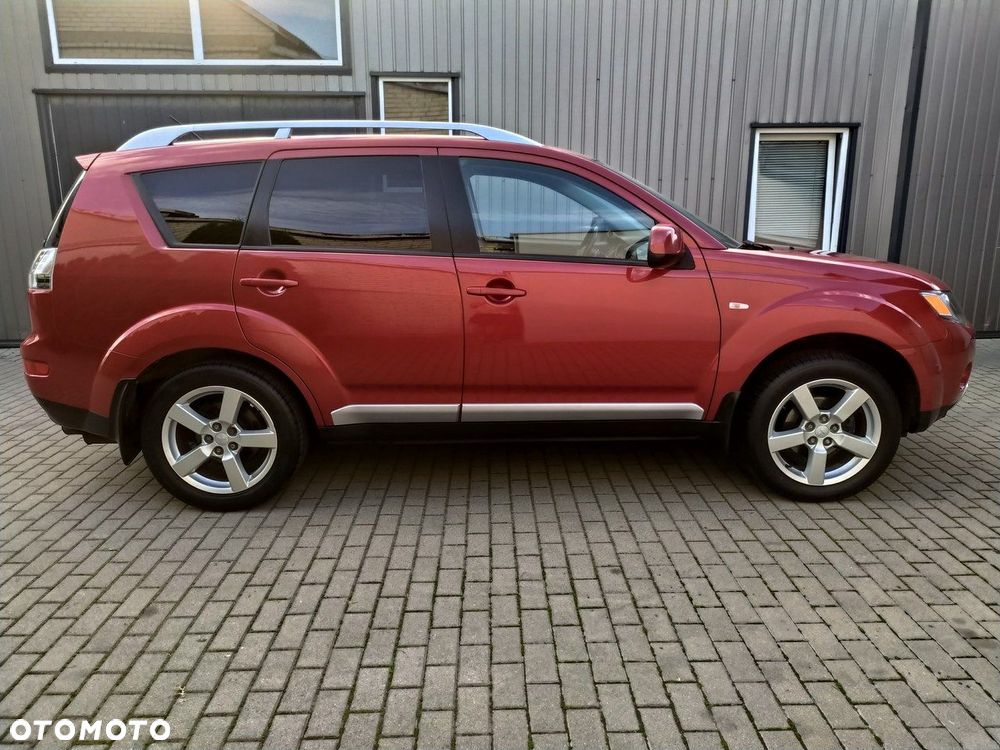 Mitsubishi Outlander 2.4 4WD CVT Intense - 8