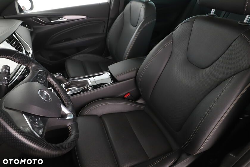 Opel Insignia 2.0 CDTI 4x4 Ultimate S&S - 13