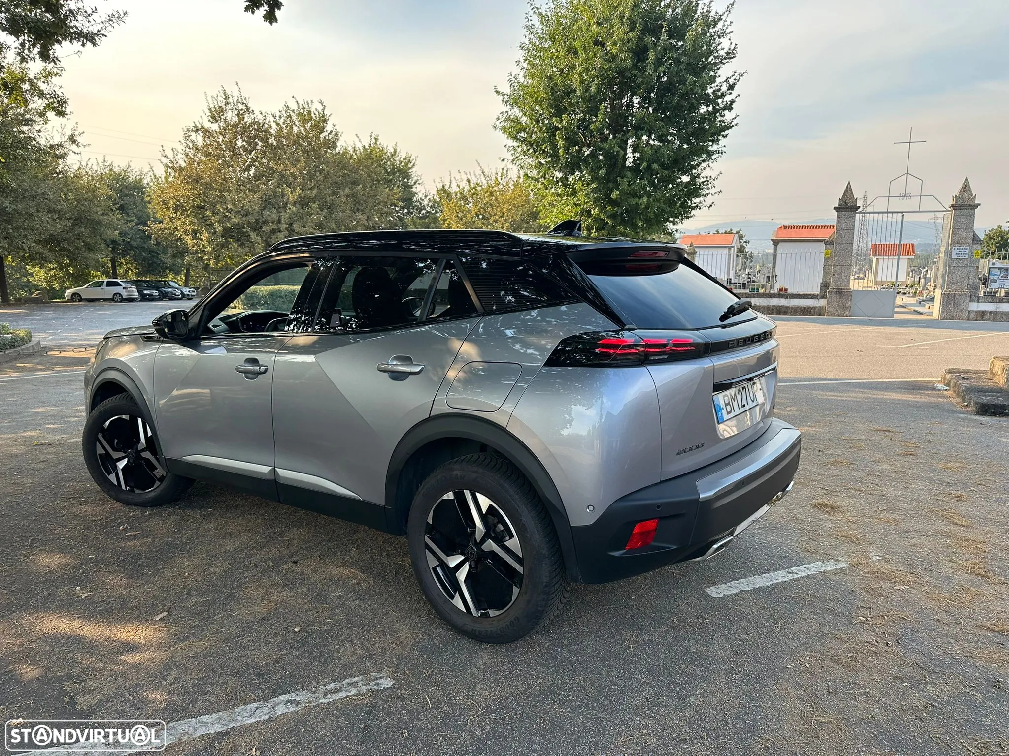 Peugeot 2008 PureTech 130 EAT8 GT - 7