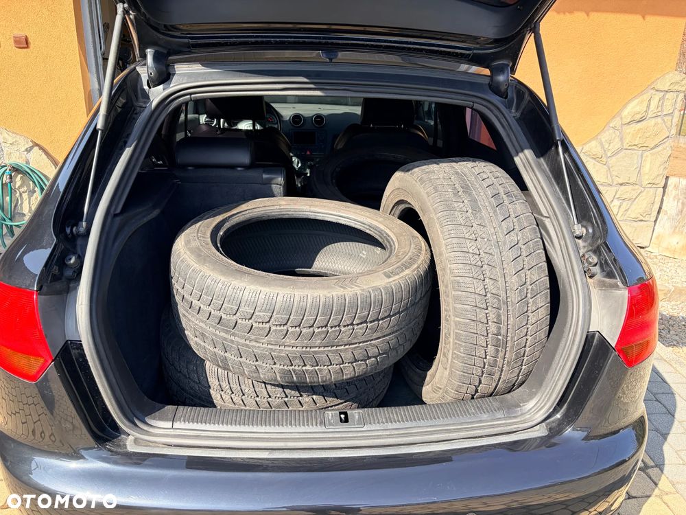 Audi A3 Sportback 2.0 TDI DPF S line Sportpaket plus - 11