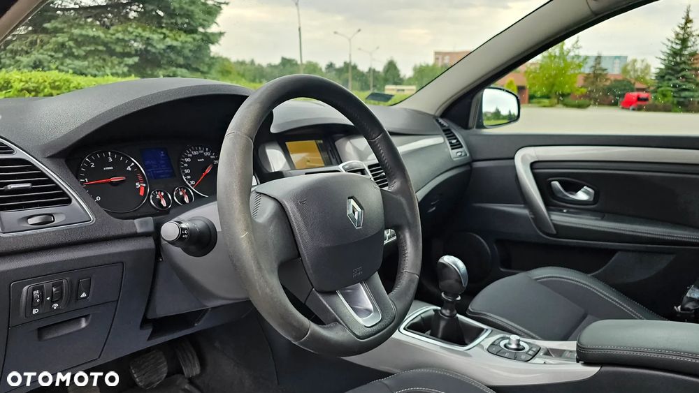 Renault Laguna 2.0 DCi Dynamique - 27