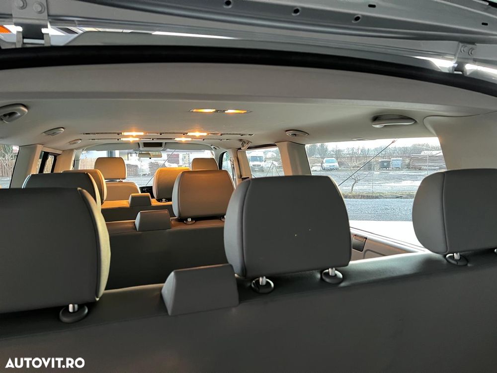 Volkswagen Caravelle - 20