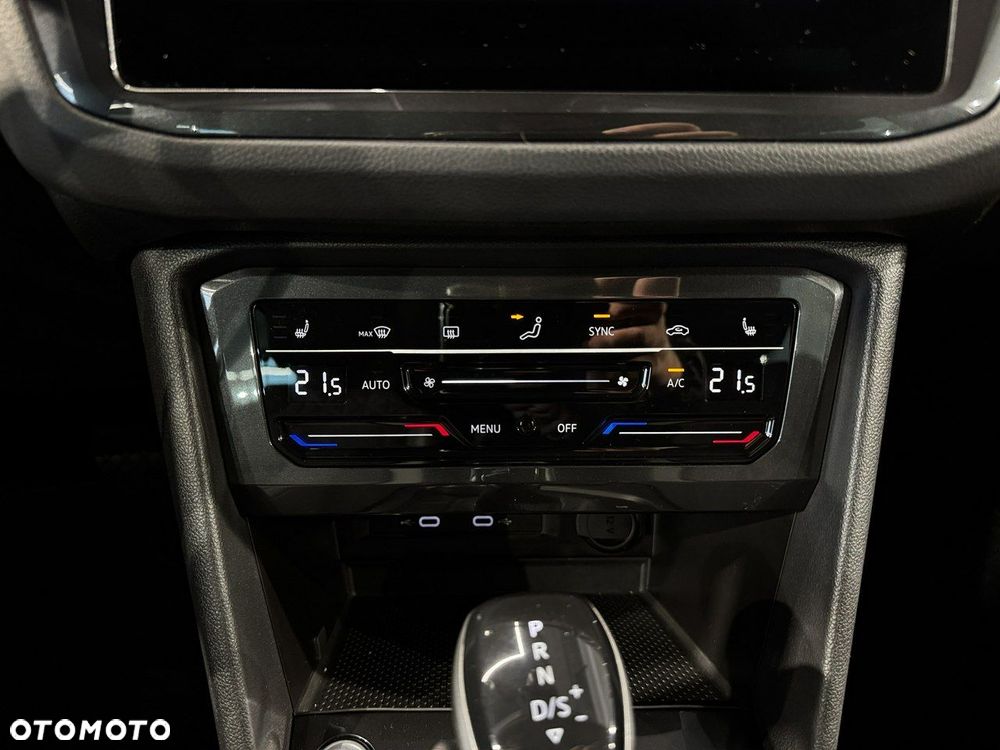Volkswagen Tiguan - 24