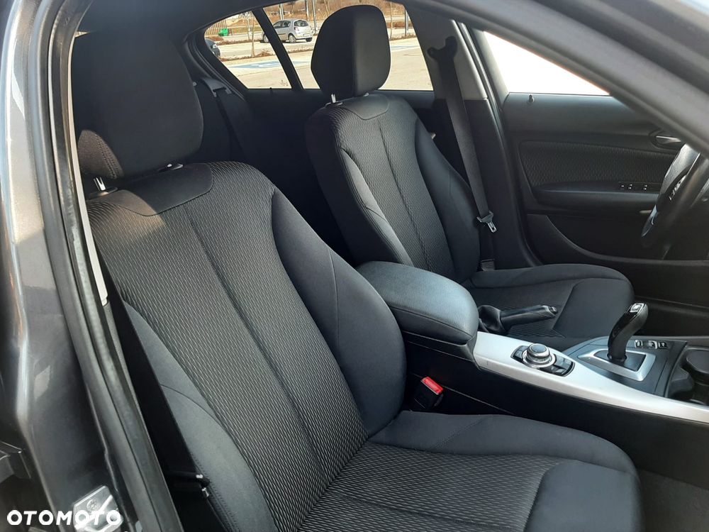 BMW Seria 1 118d - 31