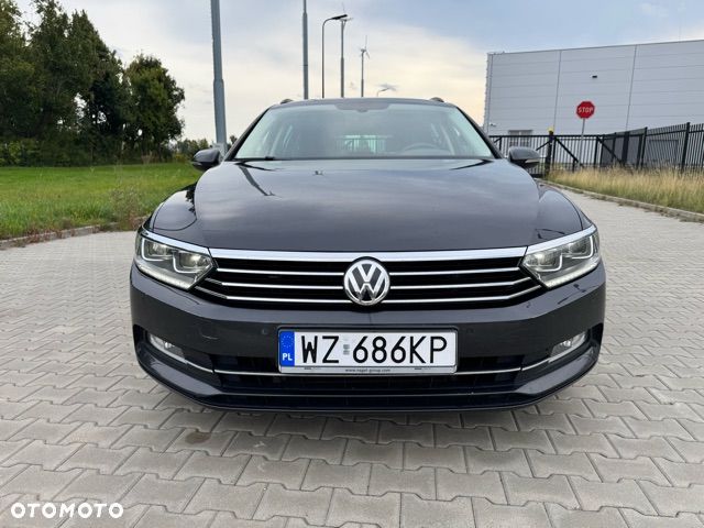 Volkswagen Passat 2.0 TDI SCR DSG Elegance - 1