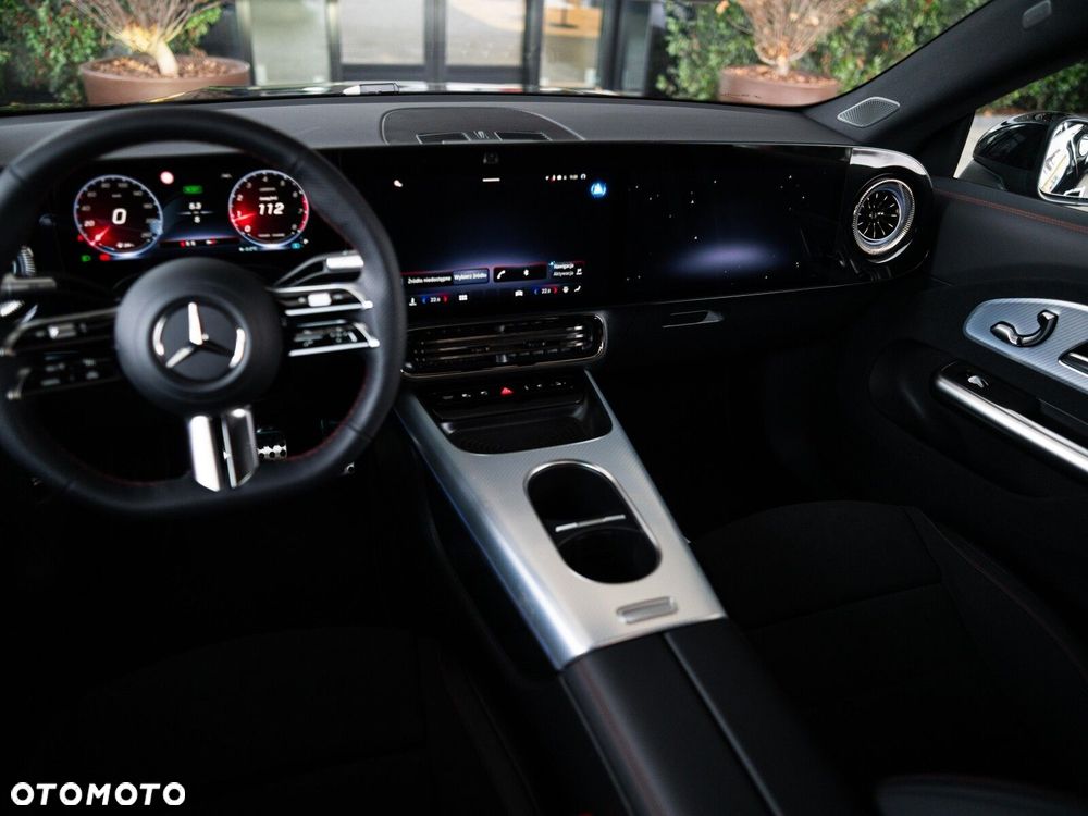 Mercedes-Benz CLA - 14