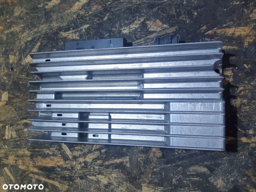 audi a4 b8 a5 8t q5 wzmacniacz bang olufsen 8t0035223aj - 1