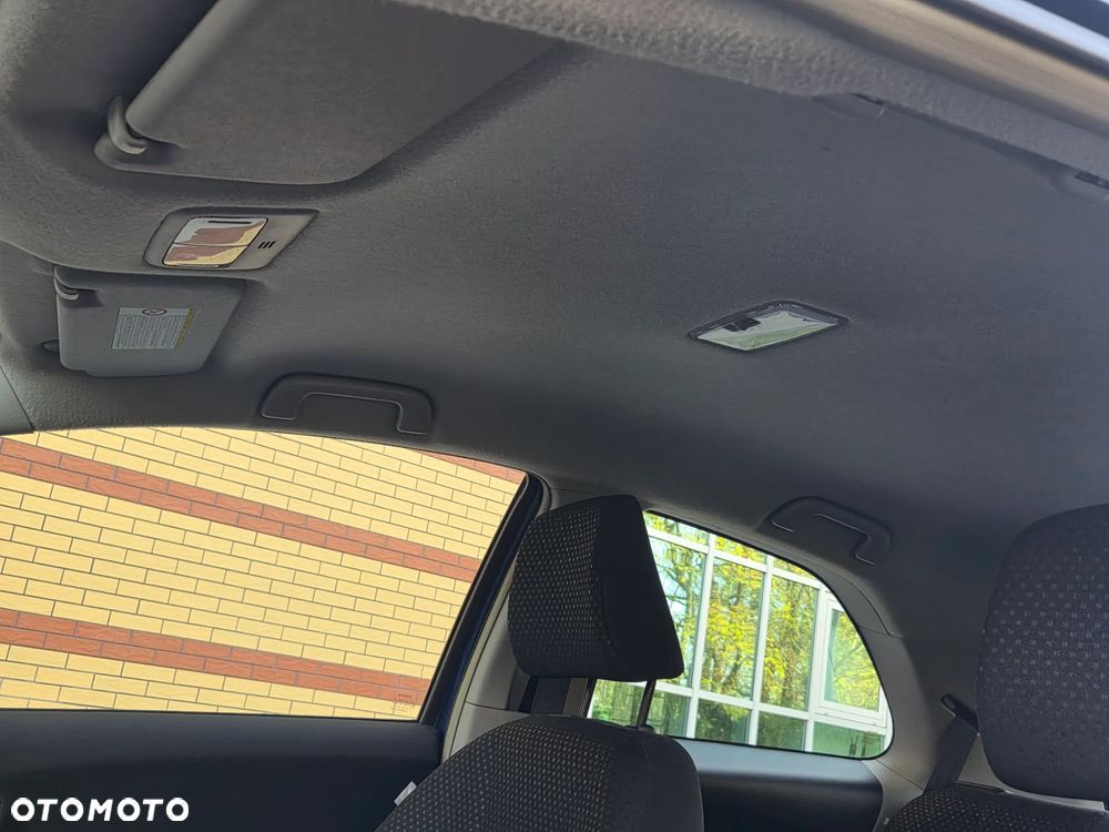 Toyota Yaris 1.33 VVT-i Executive - 19
